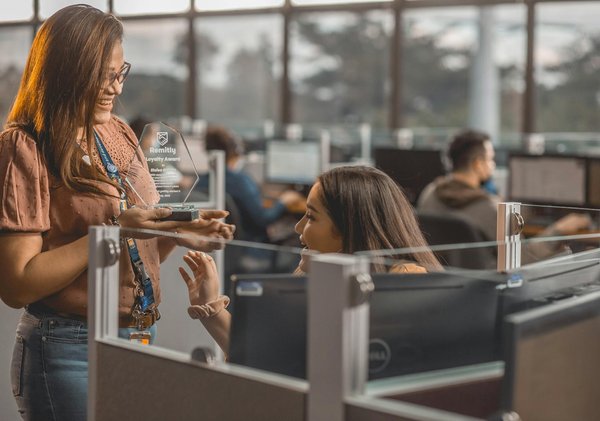 A quoi servent les bâches camion des transporteurs routiers dans le domaine de la publicité extérieure ?