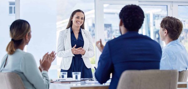 Comment intégrer des services de formation en gestion de la diversité pour améliorer l'inclusion en entreprise ?