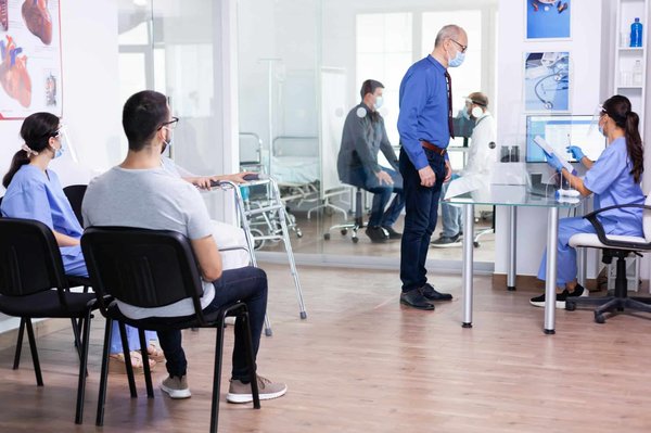 Quelle est la meilleure solution pour gérer la file d'attente ?