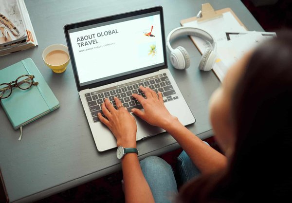 En quoi consistent les services proposés par l'agence web dans le nord ?